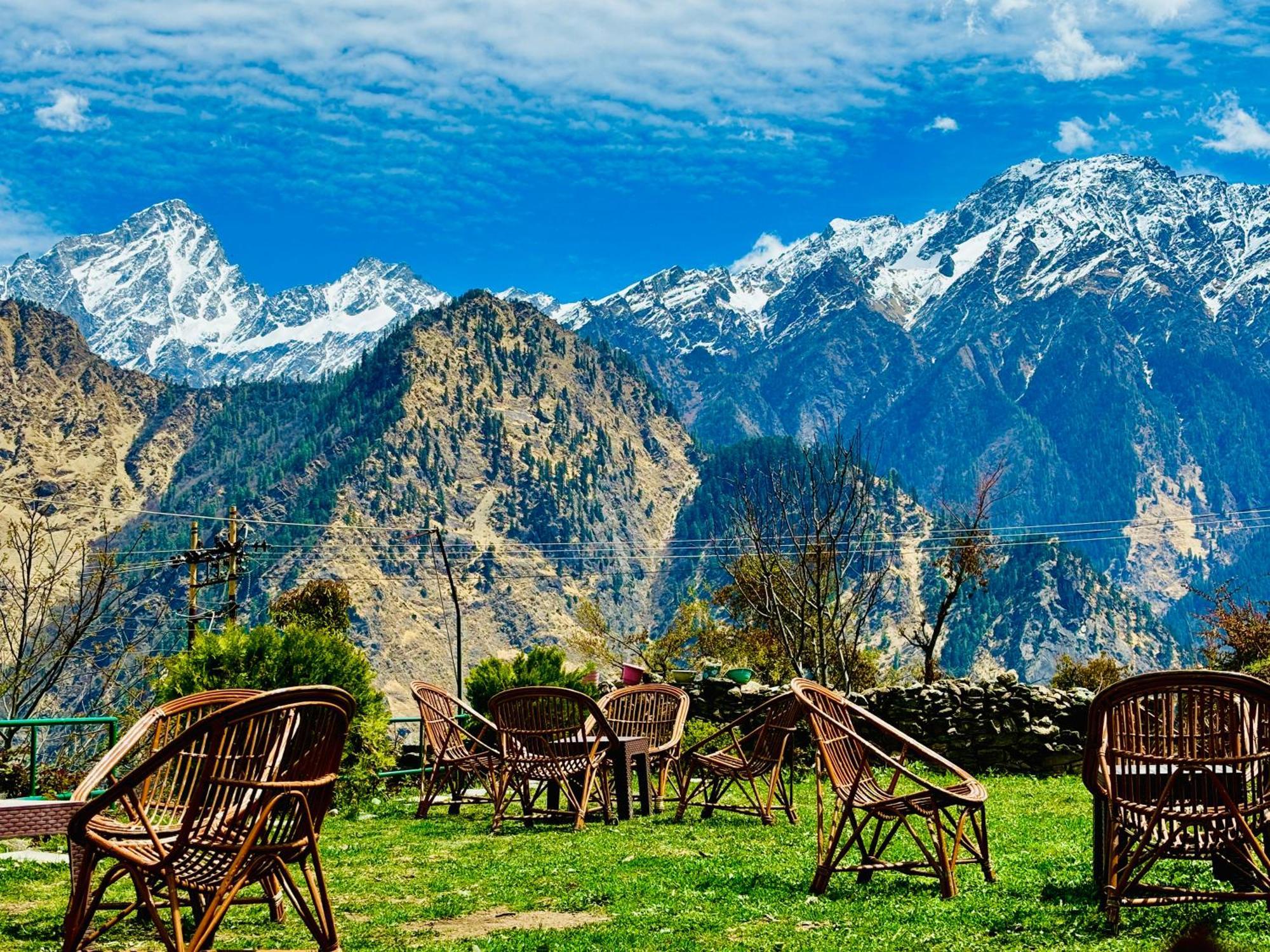 Himalayan High, Auli, By Himalayan Eco Lodges โจชิมัธ ภายนอก รูปภาพ