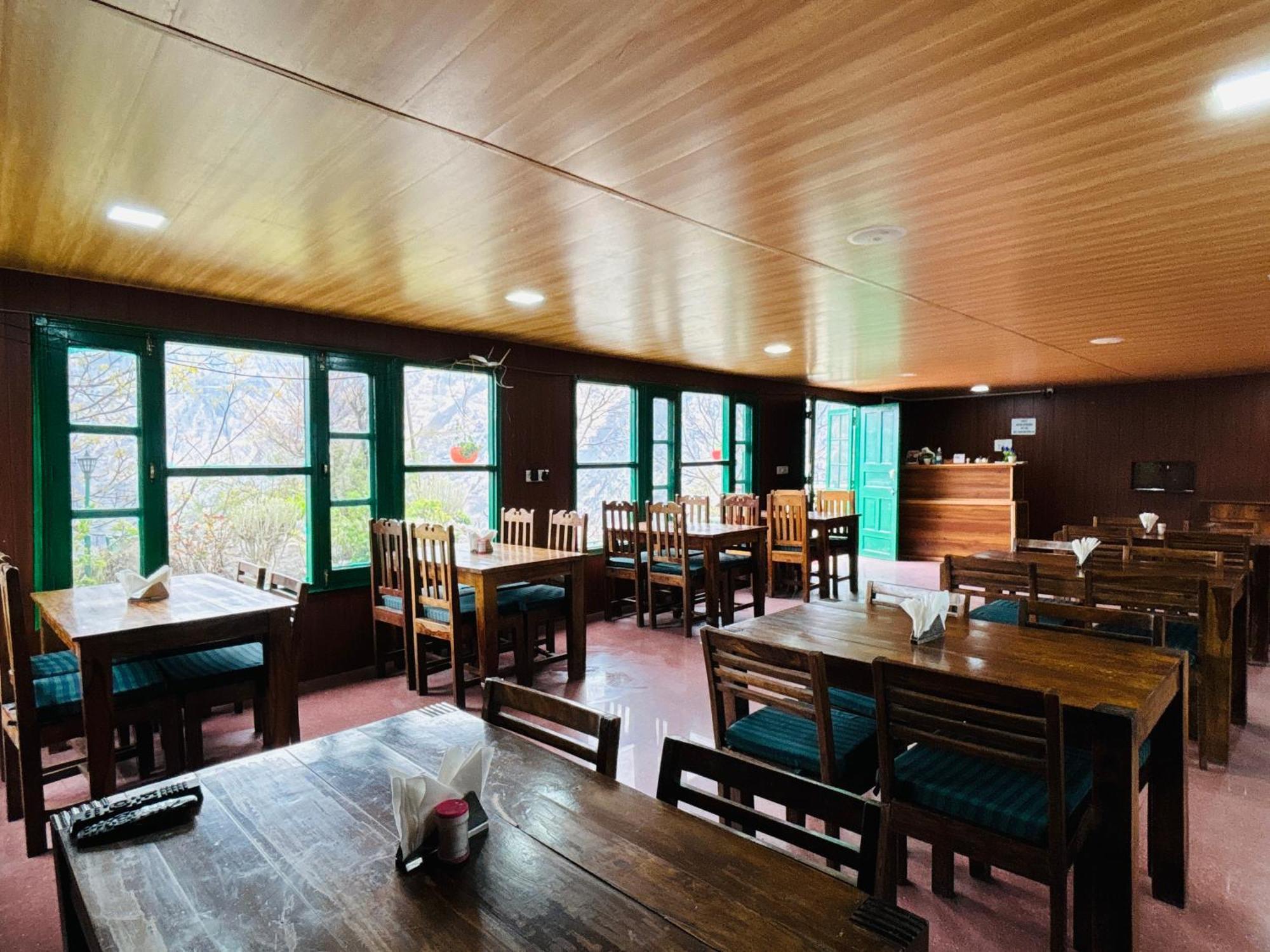 Himalayan High, Auli, By Himalayan Eco Lodges โจชิมัธ ภายนอก รูปภาพ